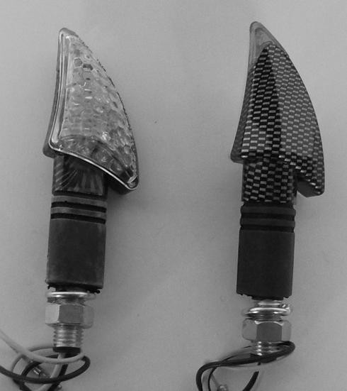 Coppia Frecce Moto Led Universali Indicatori Direzione Posteriore Carbonio